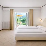 Margherita Hotel Limone sul Garda